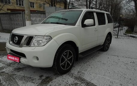 Nissan Pathfinder, 2012 год, 1 740 000 рублей, 1 фотография