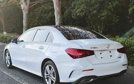 Mercedes-Benz A-Класс, 2025 год, 2 500 000 рублей, 6 фотография