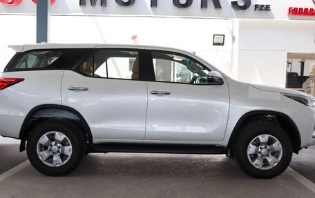 Toyota Fortuner II, 2026 год, 4 675 555 рублей, 5 фотография