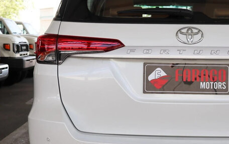 Toyota Fortuner II, 2026 год, 4 675 555 рублей, 8 фотография