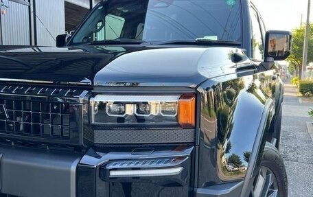 Toyota Land Cruiser Prado, 2024 год, 10 119 981 рублей, 3 фотография