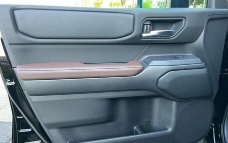 Toyota Land Cruiser Prado, 2024 год, 10 119 981 рублей, 26 фотография