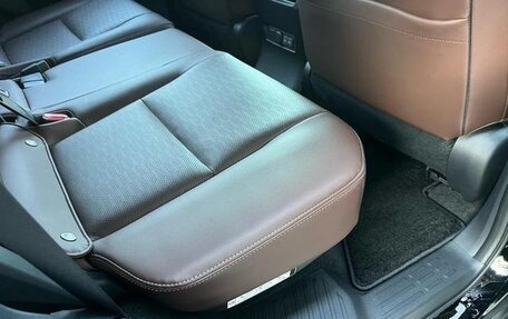 Toyota Land Cruiser Prado, 2024 год, 10 119 981 рублей, 31 фотография