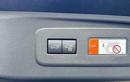 Toyota Land Cruiser Prado, 2024 год, 10 119 981 рублей, 33 фотография