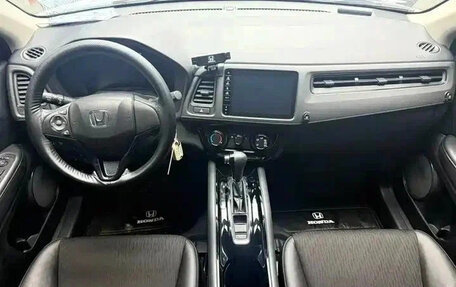 Honda Vezel, 2022 год, 1 722 030 рублей, 8 фотография