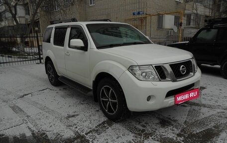 Nissan Pathfinder, 2012 год, 1 740 000 рублей, 2 фотография