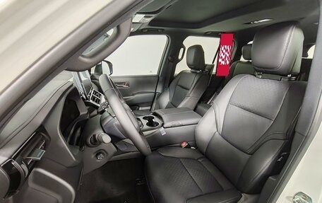 Toyota Land Cruiser, 2025 год, 17 300 000 рублей, 21 фотография