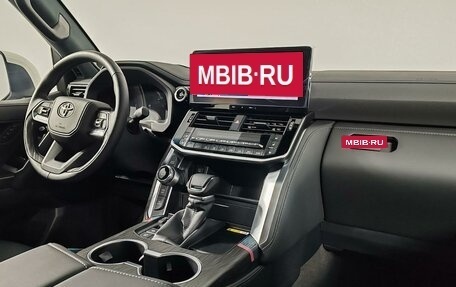 Toyota Land Cruiser, 2025 год, 17 300 000 рублей, 11 фотография