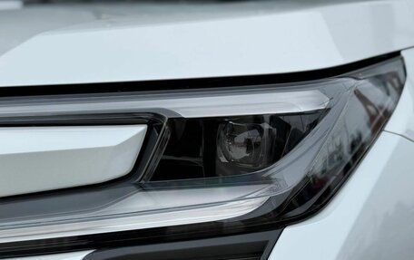 Toyota RAV4, 2025 год, 5 500 000 рублей, 8 фотография