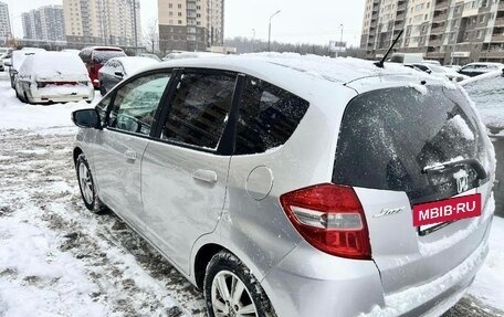 Honda Jazz II рестайлинг, 2011 год, 599 999 рублей, 6 фотография