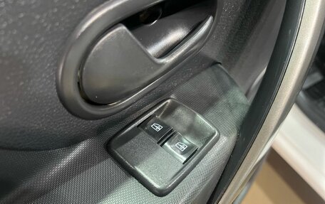 Renault Logan II, 2019 год, 849 900 рублей, 14 фотография