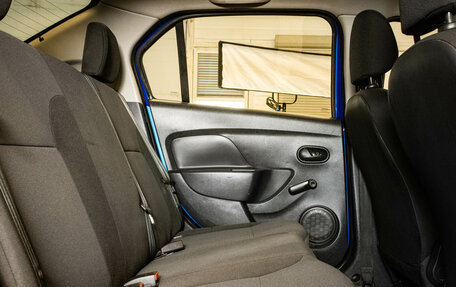 Renault Logan II, 2016 год, 799 000 рублей, 11 фотография