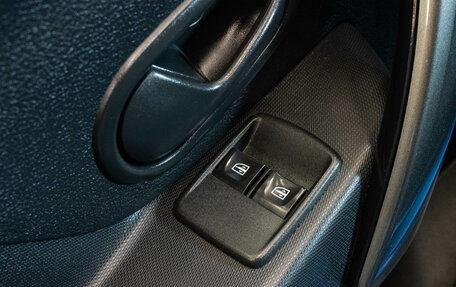 Renault Logan II, 2016 год, 799 000 рублей, 13 фотография