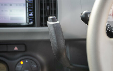 Toyota Passo III, 2015 год, 789 000 рублей, 11 фотография