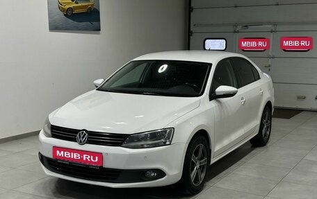 Volkswagen Jetta VI, 2014 год, 1 199 900 рублей, 3 фотография