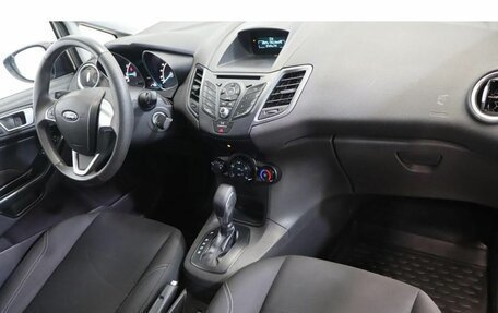 Ford Fiesta, 2016 год, 898 300 рублей, 5 фотография