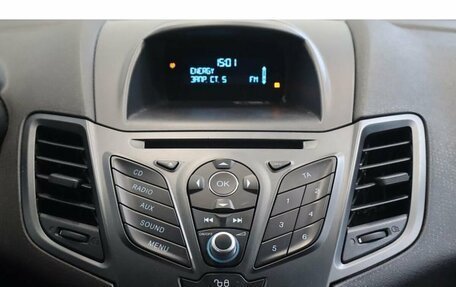 Ford Fiesta, 2016 год, 898 300 рублей, 11 фотография