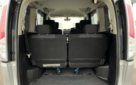 Nissan Serena IV, 2012 год, 1 099 000 рублей, 15 фотография