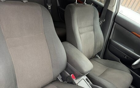 Toyota Avensis III рестайлинг, 2007 год, 625 000 рублей, 16 фотография