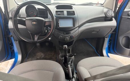 Chevrolet Spark III, 2011 год, 485 000 рублей, 8 фотография