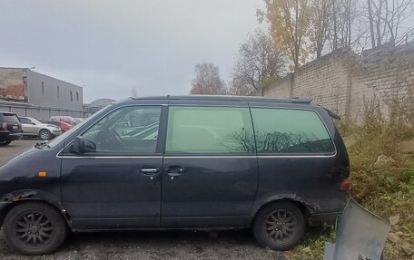 Nissan Largo III (W30), 1997 год, 290 000 рублей, 2 фотография