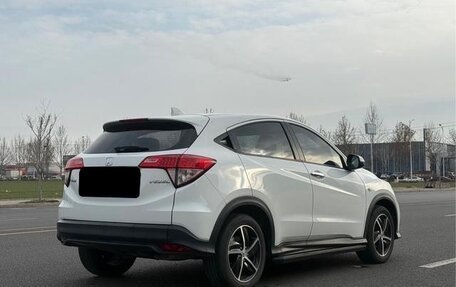 Honda Vezel, 2022 год, 1 618 000 рублей, 4 фотография