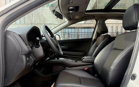 Honda Vezel, 2022 год, 1 618 000 рублей, 7 фотография