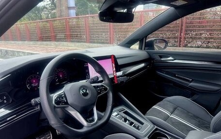 Volkswagen Golf VIII, 2022 год, 1 556 000 рублей, 8 фотография