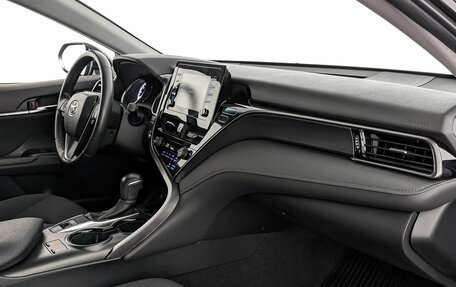 Toyota Camry, 2021 год, 2 990 000 рублей, 9 фотография