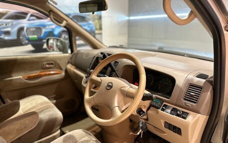 Nissan Serena II, 2003 год, 550 000 рублей, 11 фотография