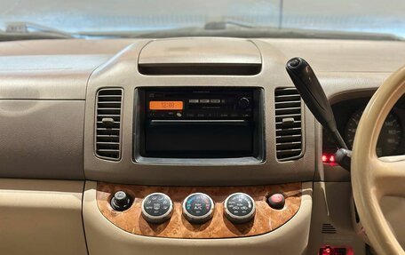 Nissan Serena II, 2003 год, 550 000 рублей, 17 фотография