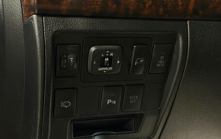 Toyota Land Cruiser 200, 2008 год, 2 700 000 рублей, 20 фотография