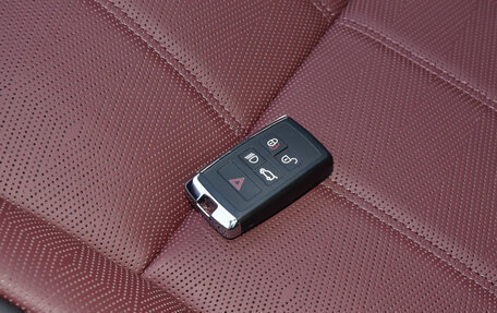 Land Rover Range Rover Evoque II, 2024 год, 5 100 000 рублей, 20 фотография