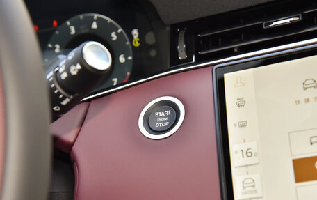 Land Rover Range Rover Evoque II, 2024 год, 5 100 000 рублей, 26 фотография