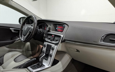 Volvo V40 II рестайлинг, 2014 год, 1 599 000 рублей, 8 фотография