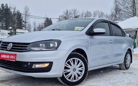 Volkswagen Polo VI (EU Market), 2016 год, 1 070 000 рублей, 1 фотография