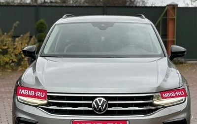 Volkswagen Tiguan II, 2021 год, 4 200 000 рублей, 1 фотография