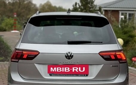 Volkswagen Tiguan II, 2021 год, 4 200 000 рублей, 2 фотография