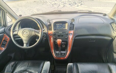 Lexus RX IV рестайлинг, 2001 год, 499 000 рублей, 20 фотография