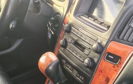 Lexus RX IV рестайлинг, 2001 год, 499 000 рублей, 18 фотография