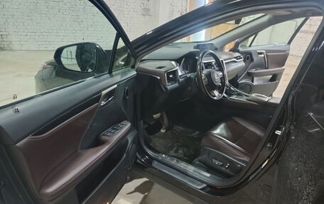 Lexus RX IV рестайлинг, 2019 год, 4 500 000 рублей, 7 фотография