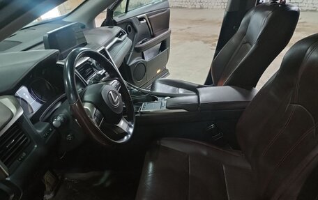 Lexus RX IV рестайлинг, 2019 год, 4 500 000 рублей, 8 фотография