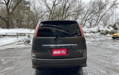 Toyota ISis I, 2013 год, 1 550 000 рублей, 5 фотография