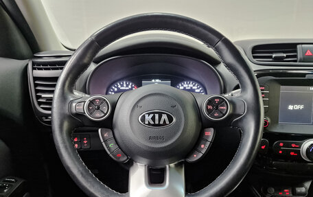 KIA Soul II рестайлинг, 2019 год, 1 990 000 рублей, 21 фотография
