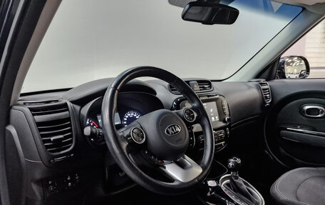 KIA Soul II рестайлинг, 2019 год, 1 990 000 рублей, 15 фотография