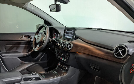 Mercedes-Benz B-Класс, 2018 год, 1 650 000 рублей, 13 фотография