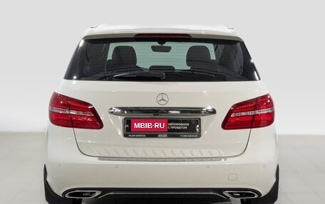 Mercedes-Benz B-Класс, 2018 год, 1 650 000 рублей, 6 фотография