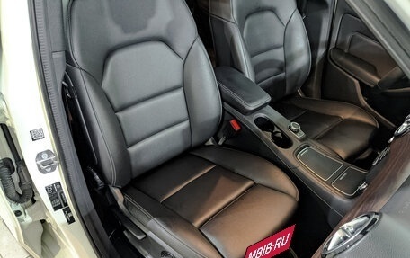 Mercedes-Benz B-Класс, 2018 год, 1 650 000 рублей, 24 фотография