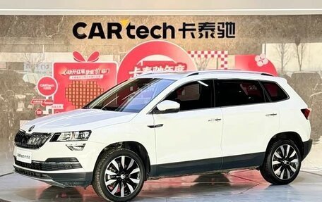 Skoda Karoq I, 2021 год, 1 499 000 рублей, 2 фотография