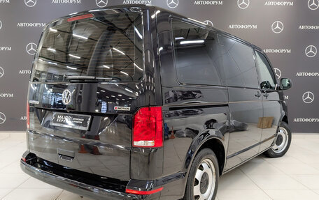 Volkswagen Multivan T6 рестайлинг, 2020 год, 5 000 000 рублей, 5 фотография